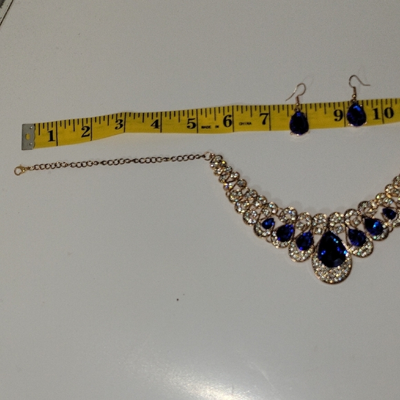 Elegant Blue and Gold Necklace and Earring Set - Picture 6 of 6